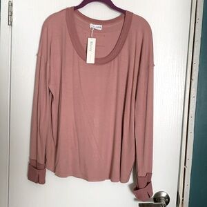 Blu ivy lightweight long sleeve top / NWT / Rose color
